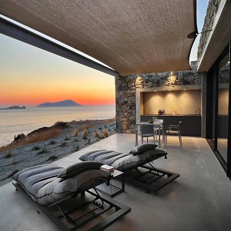 Echoes Exclusive Suite Plaka  Extérieur photo